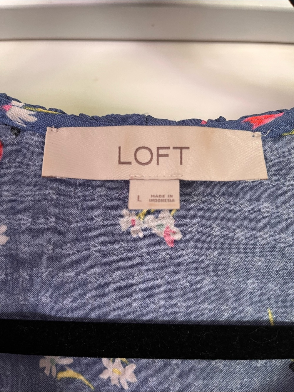 LOFT Blue Floral Ruffle Sleeveless Top - Picture 3 of 3